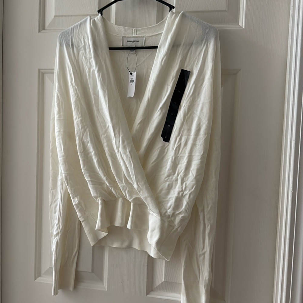 Banana Republic White Sweater Size Medium